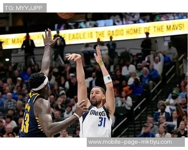 克莱状态起伏不定前日重拾自信今日却遭遇六投零中尴尬局面 克莱状态起伏不定前日重拾自信今日却遭遇六投零中尴尬局面