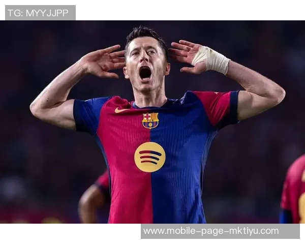 莱万恢复训练状态费兰积极合练克里斯滕森缺席今日训练情况分析