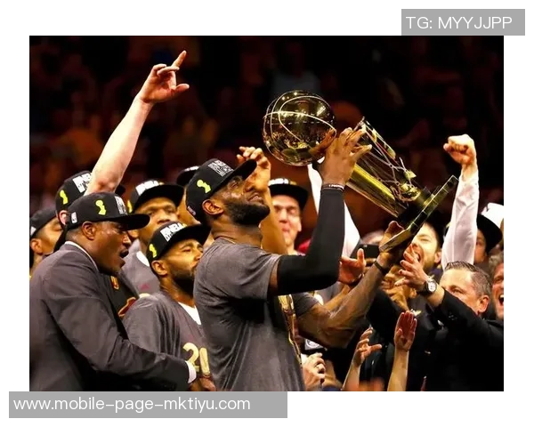 詹姆斯强调球队需在阵容齐整前全力以赴扭转颓势不求外界怜悯 詹姆斯强调球队需在阵容齐整前全力以赴扭转颓势不求外界怜悯