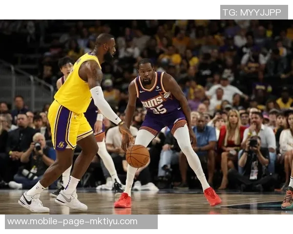 詹姆斯得分能力无与伦比却在三分和罚球上表现不佳的双面人生